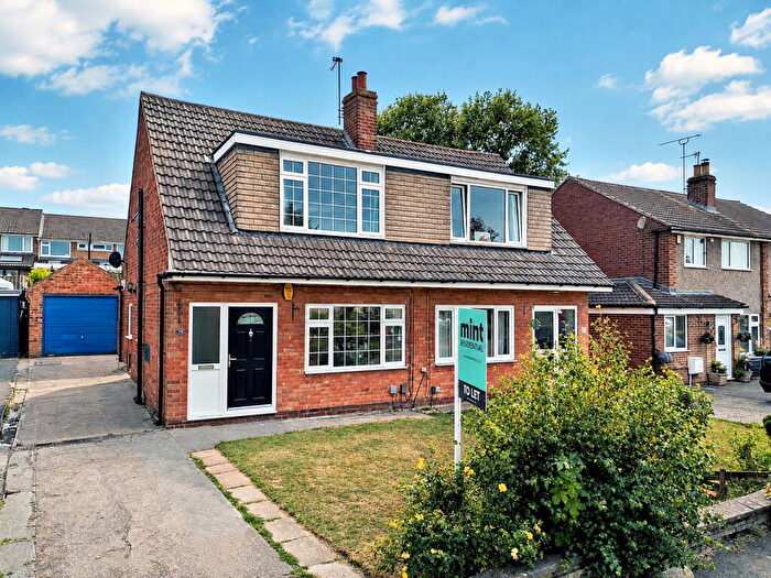3 Bedroom Semi Detached House To Rent In Linton Grove, Alwoodley, Leeds, LS17