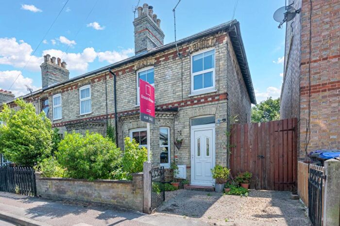 3 Bedroom Semi-Detached House For Sale In Rock Road, Royston, SG8