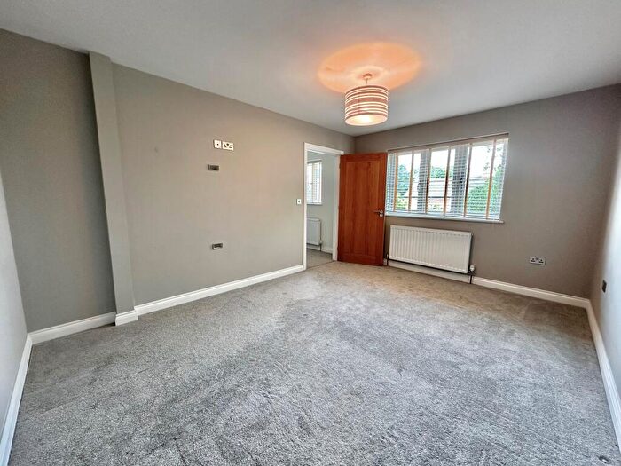 1 Bedroom Detached House To Rent In Smeeth Road, Marshland St. James, Wisbech, PE14