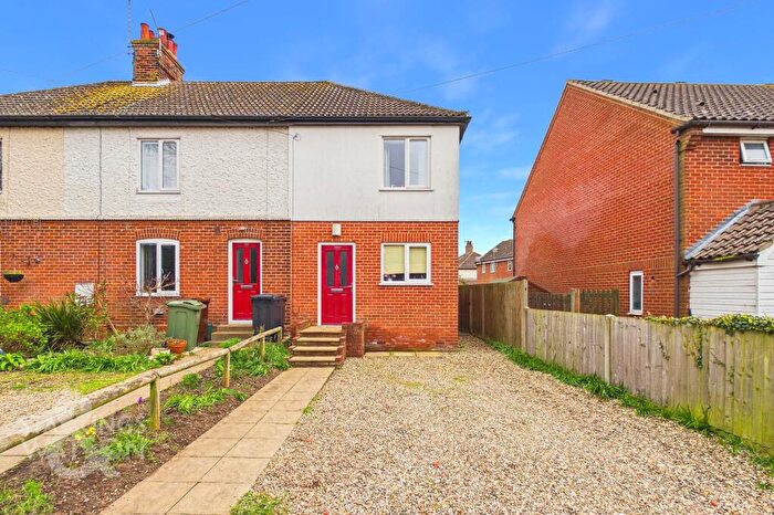 2 Bedroom End Of Terrace House For Sale In New Road, Reedham, Norwich, NR13