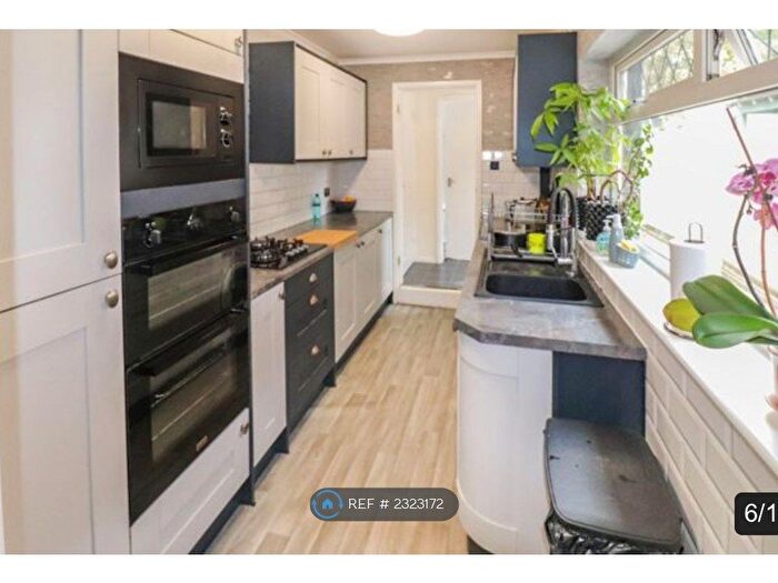 3 Bedroom Terraced House To Rent In Seymour Road, Nuneaton, CV11
