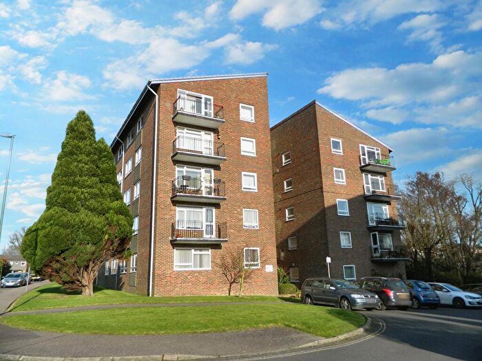 2 Bedroom Apartment To Rent In Ayshe Court Drive, Bourns Court Ayshe Court Drive, RH13