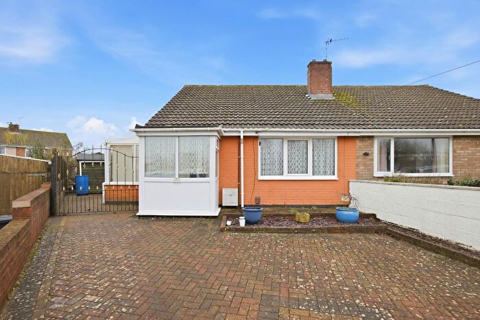 2 Bedroom Semi Detached Bungalow For Sale In Harden Road, Bristol, BS14