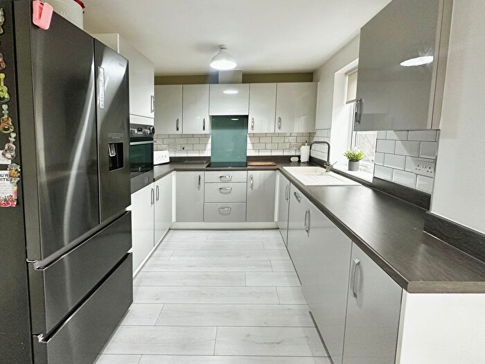 4 Bedroom Detached House For Sale In Pius Avenue, North Hykeham, Lincoln, LN6