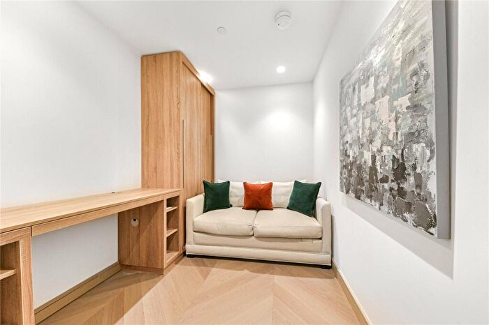 2 Bedroom Apartment To Rent In St. John's Wood Road, London, NW8