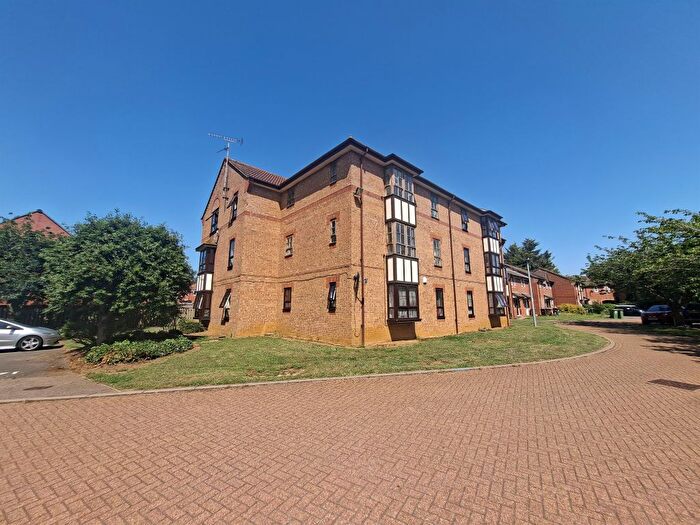 1 Bedroom Flat For Sale In Albany Walk, Peterborough, PE2