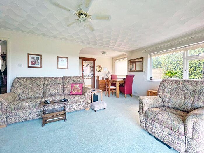 2 Bedroom Bungalow For Sale In Roman Way, Honiton, EX14