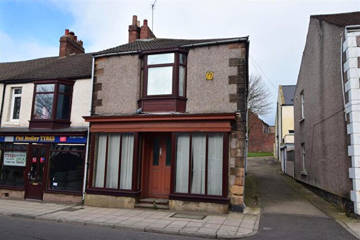 2 Bedroom End Of Terrace House For Sale In Main Street, Shildon, DL4
