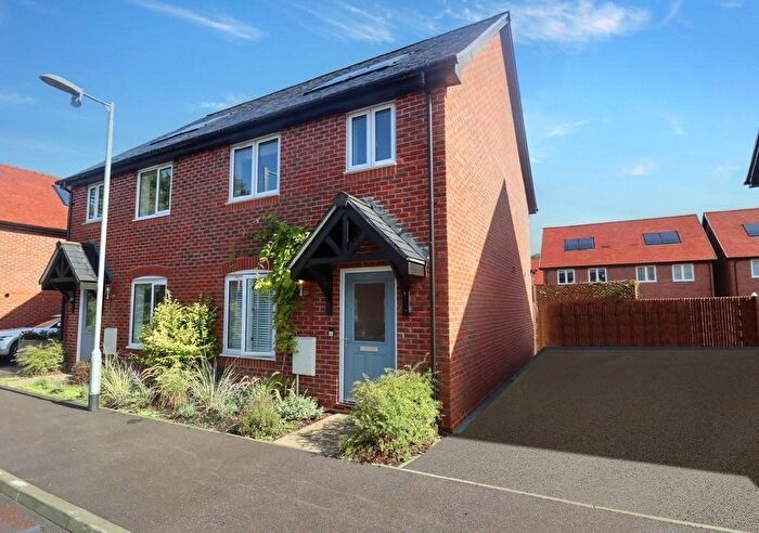 3 Bedroom Semi Detached House To Rent In Badgers Bolt, Colden Common, Winchester, Hampshire, SO21