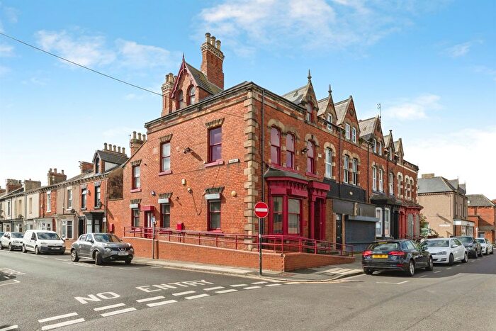 5 Bedroom End Terrace House For Sale In South Road, Hartlepool, TS26