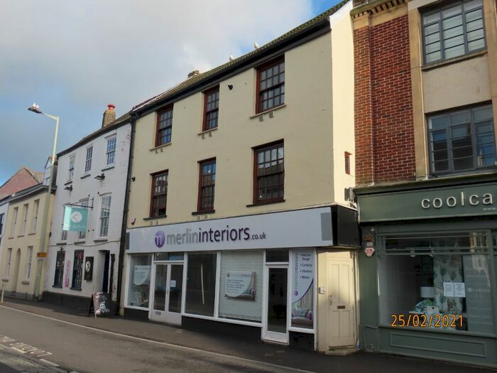 2 Bedroom Flat To Rent In Boutport Street, Barnstaple, EX31