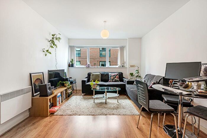 1 Bedroom Detached House To Rent In Bengal Street, Ascots, Manchester, M4