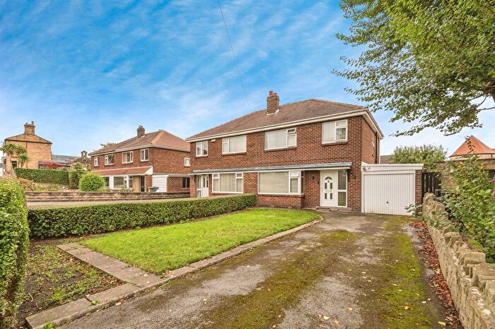3 Bedroom Semi-Detached House For Sale In Water Royd Lane, Mirfield, WF14