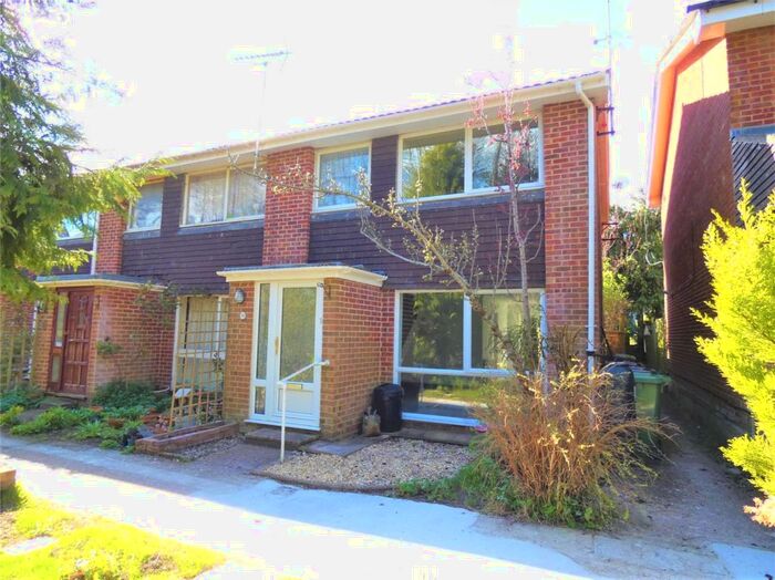 2 Bedroom End Of Terrace House To Rent In Yorkwood, Liss, Hampshire, GU33