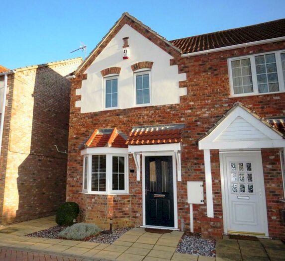 2 Bedroom Semi-Detached House To Rent In Oatfield Way, Heckington, Sleaford, NG34