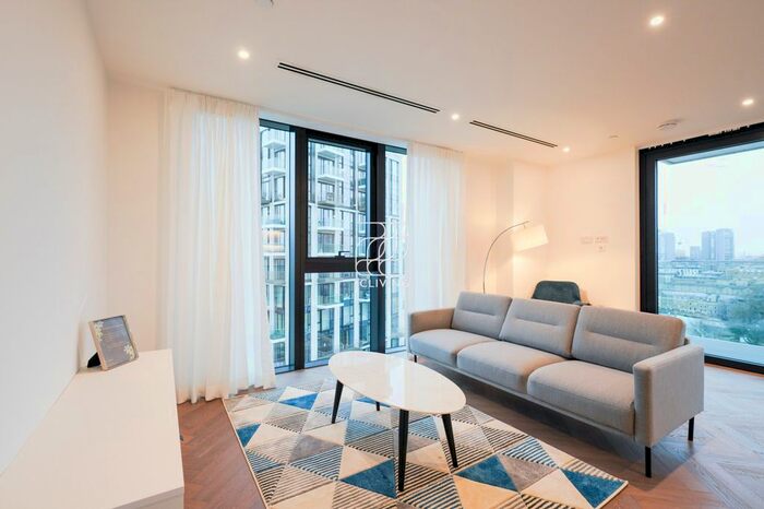 2 Bedroom Flat To Rent In Gauging Square, London, E1W