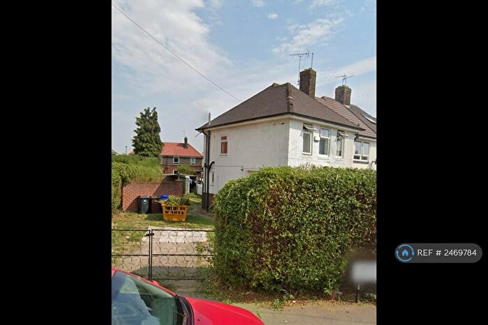 3 Bedroom Semi-Detached House To Rent In Adrian Crescent, Sheffield, S5