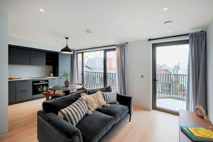 1 Bedroom Flat To Rent In Ganton Street, London, W1F