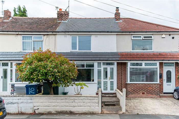 3 Bedroom Terraced House For Sale In Young Avenue, Leyland, PR25