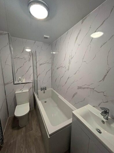 2 Bedroom Apartment To Rent In Park South Road, Prenton, CH43