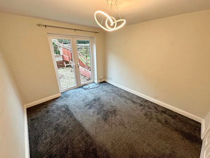 2 Bedroom House To Rent In Victoria Mews, Morley, LS27