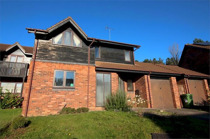 3 Bedroom Detached House To Rent In Wedgwood Avenue, Blakelands, MK14