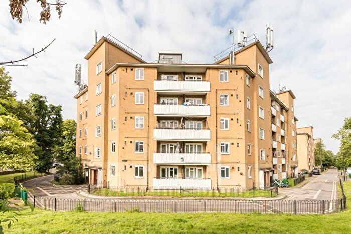 1 Bedroom Flat To Rent In Weir Road, Balham, SW12