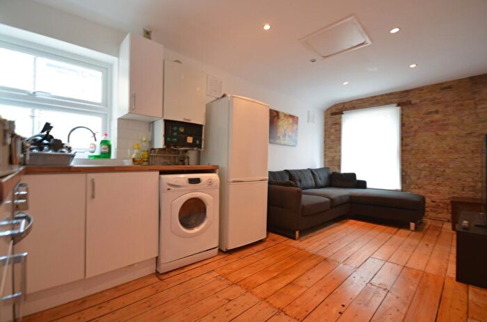 4 Bedroom House To Rent In Herbert Road, Woolwich, SE18