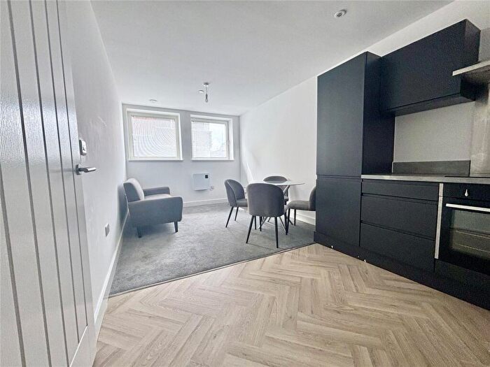 2 Bedroom Apartment To Rent In Crosby Road North, Waterloo, Liverpool, L22