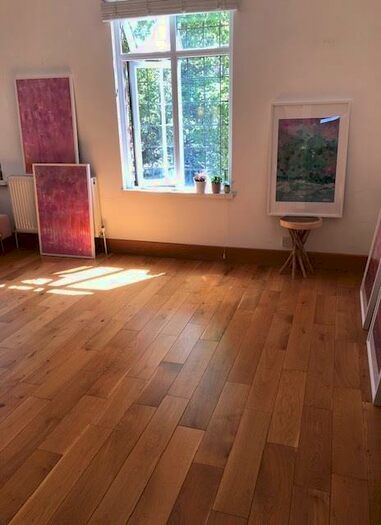 2 Bedroom Apartment To Rent In Claygate, Surrey, KT10