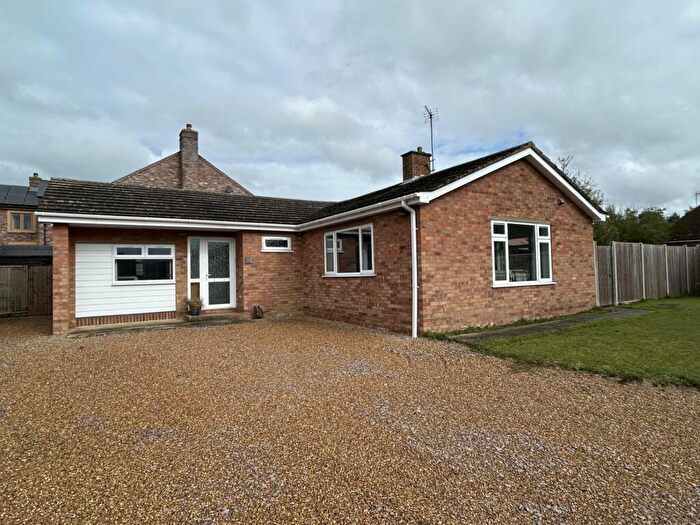 4 Bedroom Detached Bungalow To Rent In Hereward Close, Aldreth, Ely, Cambridgeshire, CB6
