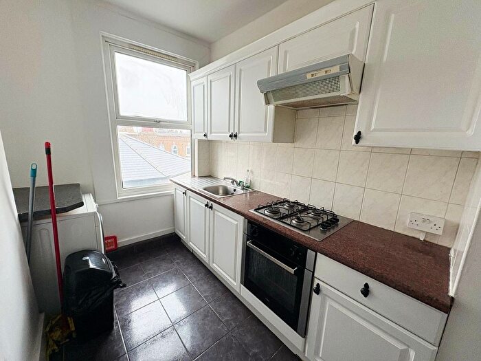 1 Bedroom Flat To Rent In Harrow Road, Maida Vale, W9