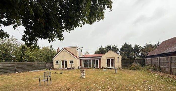 4 Bedroom Detached Bungalow For Sale In The Street, Kirby-le-Soken, Frinton-on-Sea, Essex, CO13