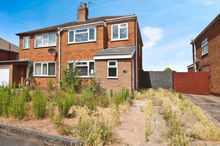 3 Bedroom Semi-Detached House For Sale In Bramley Road, Birstall, Leicester, Leicestershire, LE4