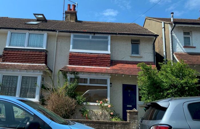 3 Bedroom House To Rent In Hollingdean Terrace, Brighton, BN1