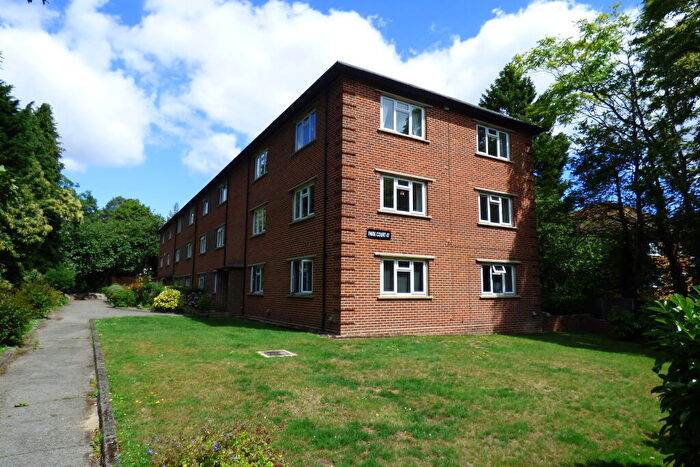 2 Bedroom Flat To Rent In Western Road, Westbourne, BH13