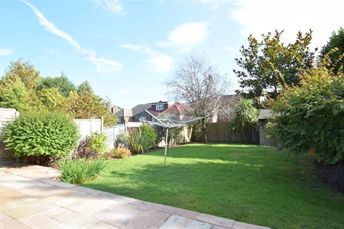 5 Bedroom Semi-Detached House To Rent In Albury Drive, Pinner, HA5