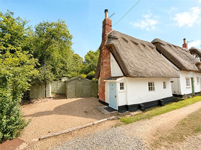 1 Bedroom Cottage For Sale In North Road, Whittlesford, Cambridge, CB22