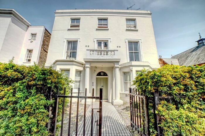 1 Bedroom Flat To Rent In Fentiman Road, London, SW8