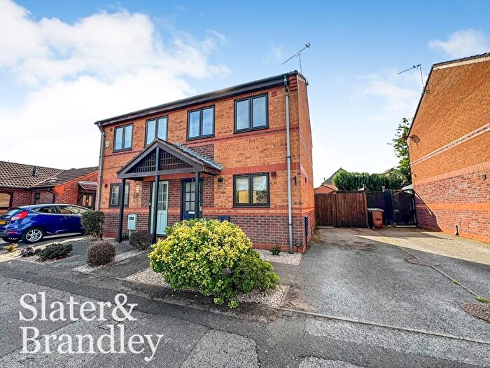 2 Bedroom Semi-Detached House To Rent In Leander Close, Nottingham, Nottinghamshire, NG11