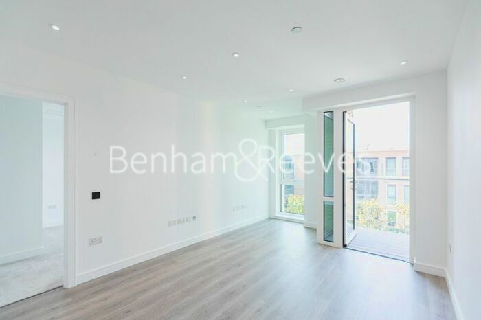 2 Bedroom Flat To Rent In Glenthorne Road, Hammersmith, W6