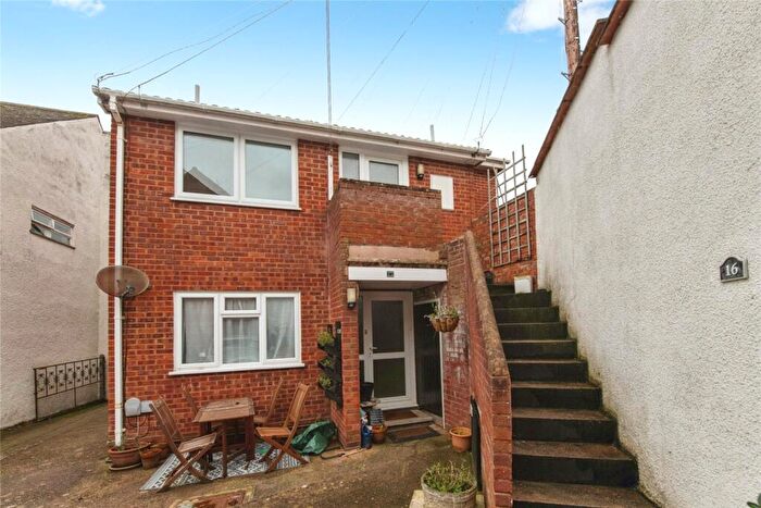 2 Bedroom Maisonette For Sale In Meadow Street, Exmouth, Devon, EX8