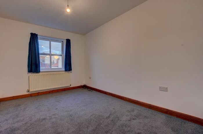 1 Bedroom Flat To Rent In Well Close Square, Whitby YO21