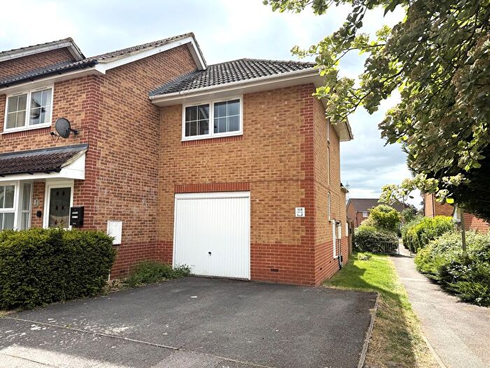 1 Bedroom Flat For Sale In Usk Way, Didcot, OX11