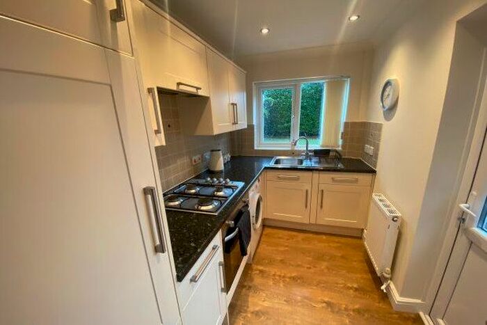 3 Bedroom Semi-Detached House To Rent In Stourmore Close, Willenhall, WV12