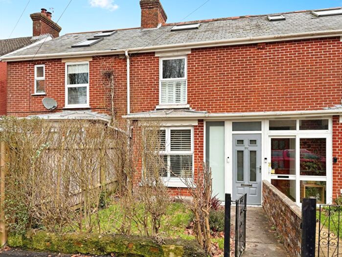 3 Bedroom Terraced House For Sale In Downton Road, Salisbury, SP2