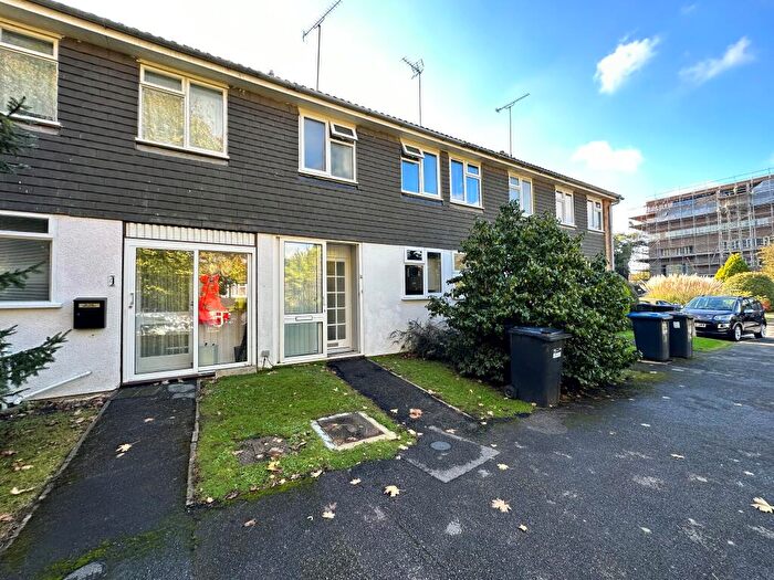 2 Bedroom House To Rent In Newton Court, Haywards Heath, RH16