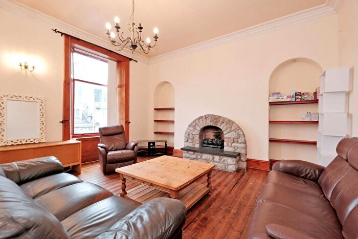 3 Bedroom Flat To Rent In King Street, City Centre, Aberdeen, AB24