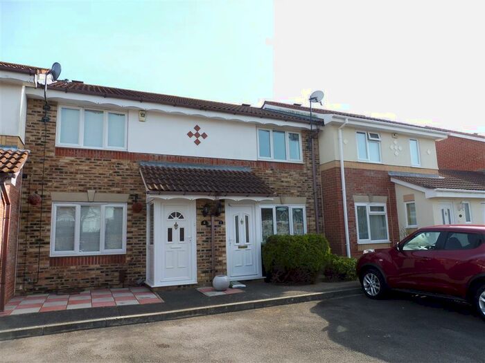 2 Bedroom House To Rent In Fairlead Drive, Gosport, PO13