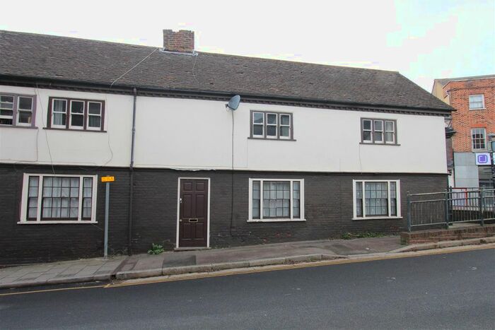 2 Bedroom Terraced House To Rent In High Street, Milton Regis, Sittingbourne, ME10